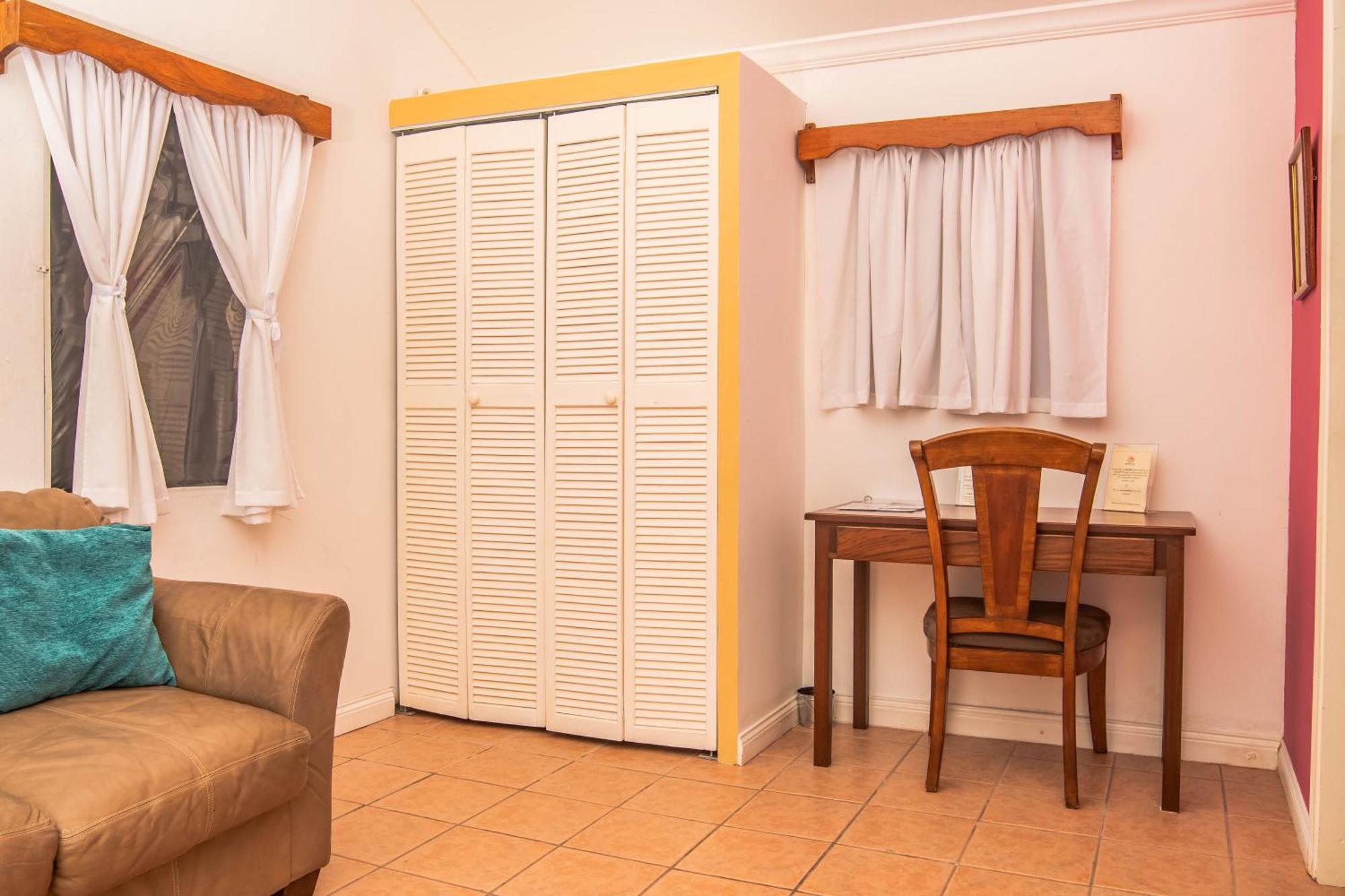 Harbour View Boutique Hotel & Yoga Retreat Belize City Bilik gambar
